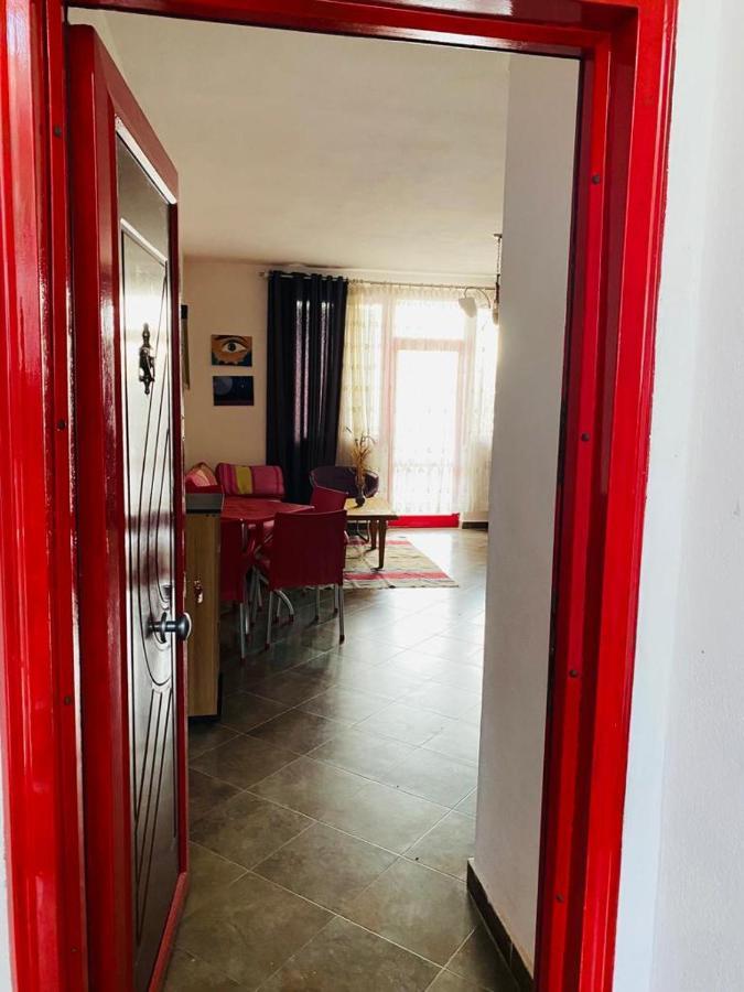Oasis Residency Spille